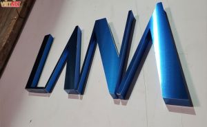 Gia công chữ inox xanh Viện Thẩm Mỹ Lana