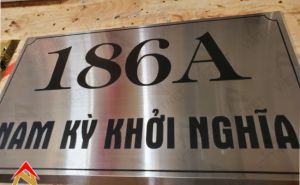 Gia công bảng inox ăn mòn giá rẻ 186A