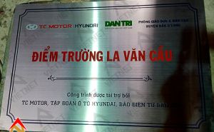 Bảng inox ăn mòn Công Trình Điểm Trường La Văn Cầu