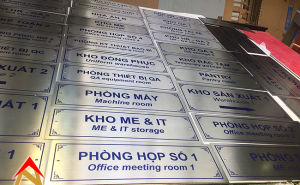 Gia công bảng inox in Uv chuyên nghiệp toàn quốc