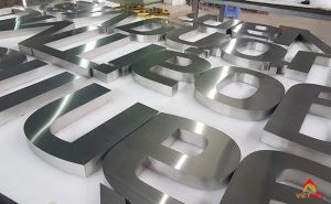 Chữ inox trắng 304 tại Thủ Đức giá rẻ