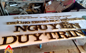 Gia công bảng hiệu Trường THPT Nguyễn Duy Trinh tỉnh Nghệ An 
