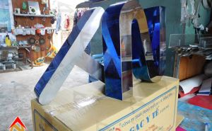Gia công chữ inox xanh ANTN 