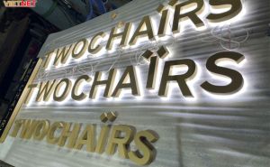 Gia công chữ inox sơn hấp nhiệt TWO CHAIRS