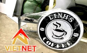 Gia công hộp đèn mica hút nổi Linh's Coffee
