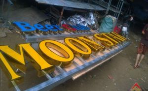 Làm bảng hiệu quảng cáo đẹp, chất lượng