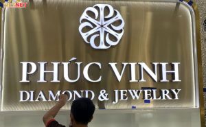 Làm bảng hiệu quảng cáo đẹp thu hút khách hàng hiệu quả