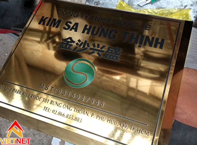 bang-inox-in-uv-cong-ty-dep-ben-bi-va-nang-tam-thuong-hieu