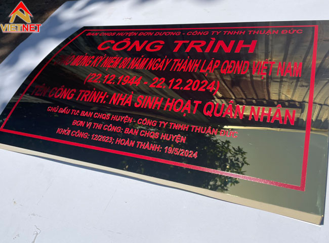 gia-cong-bang-inox-an-mon-cho-cong-trinh