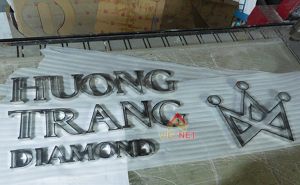 Bảng hiệu quảng cáo Hương Trang Diamond